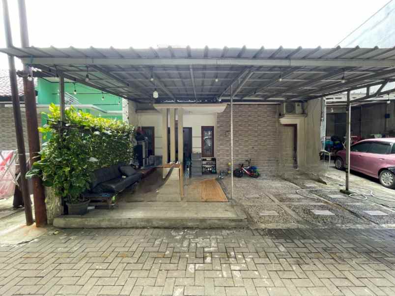 dijual rumah jl keramat burung pancoran