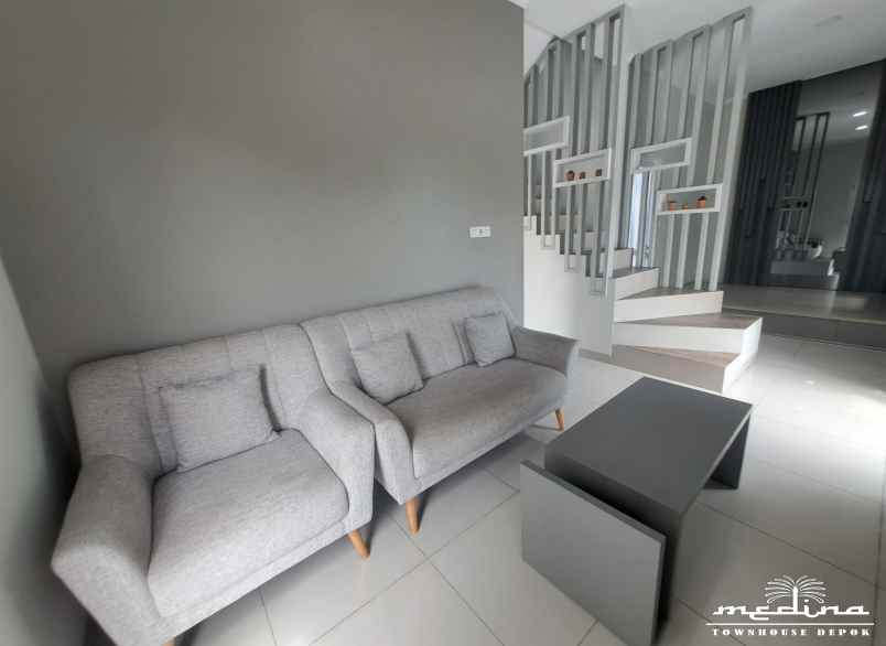 dijual rumah jl kramat asem no 36b rt