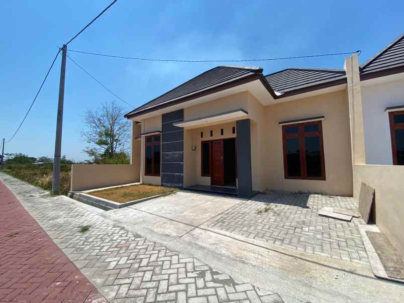 dijual rumah jl kuntowijoyodanu krapyak