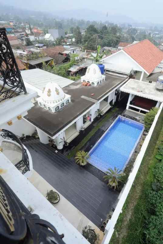 dijual rumah jl lembang asri bamdung barat
