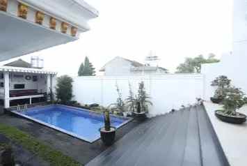 dijual rumah jl lembang asri bamdung barat