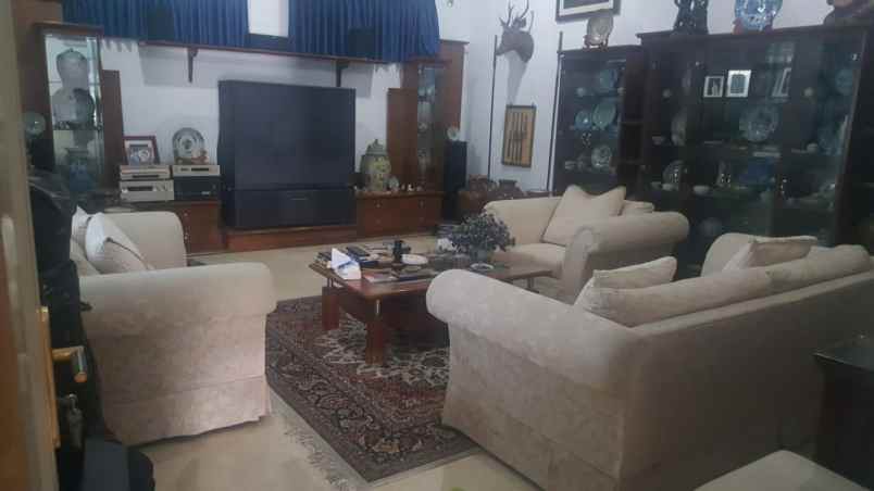 dijual rumah jl pajajaran baranangsiang