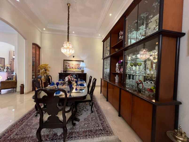 dijual rumah jl pedurenan cisalak