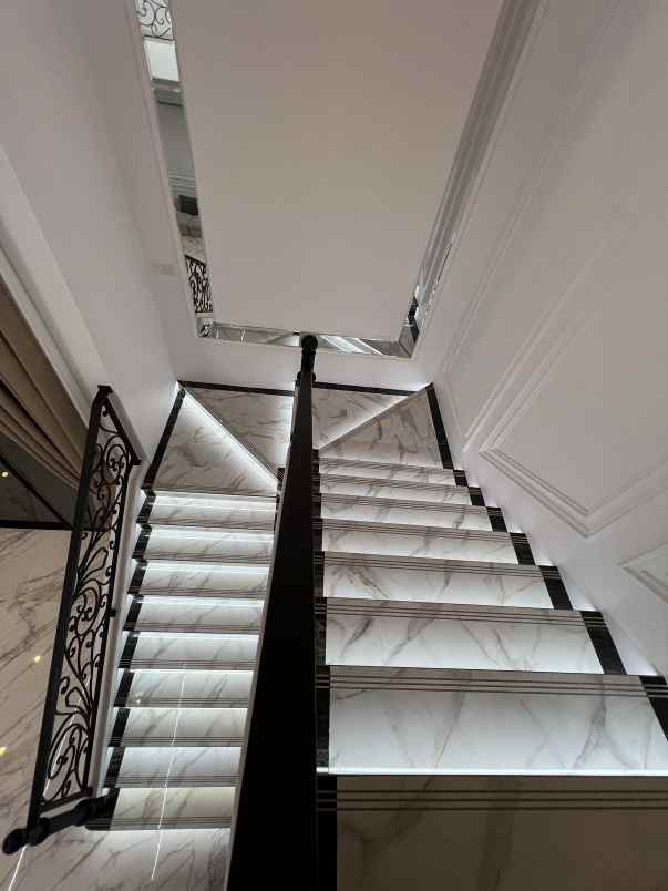 dijual rumah jl pembangunan 1 no 18b