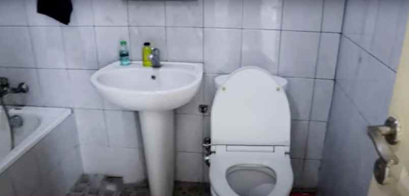 dijual rumah jl rajamandala desa