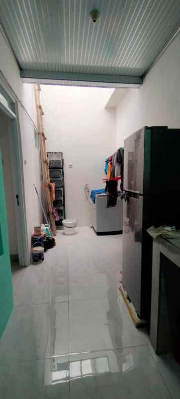dijual rumah jl raya sadang subang