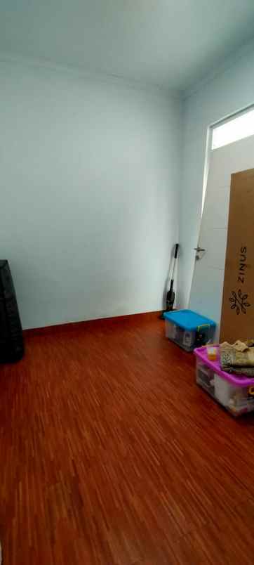 dijual rumah jl raya sadang subang