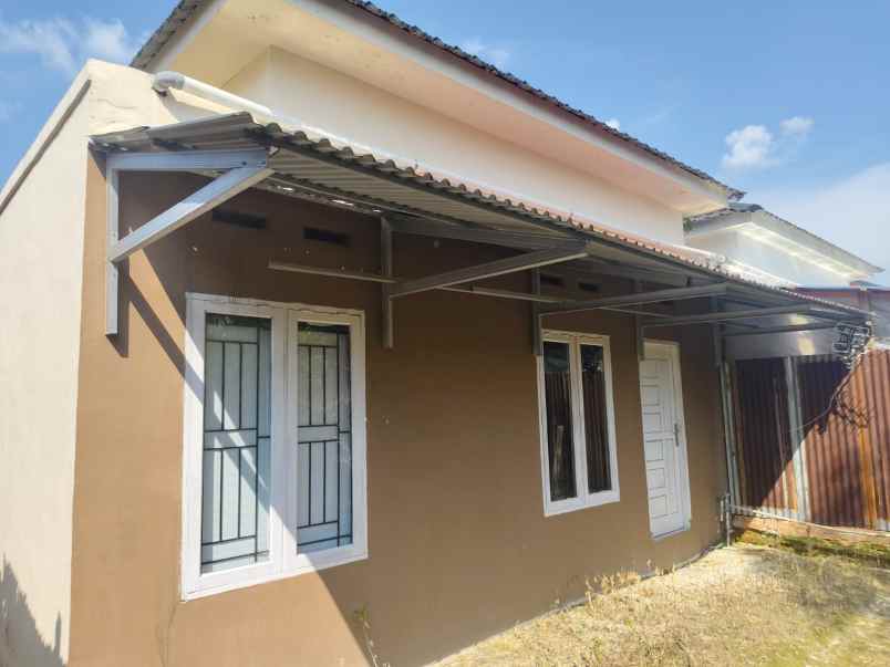 dijual rumah jl sianok