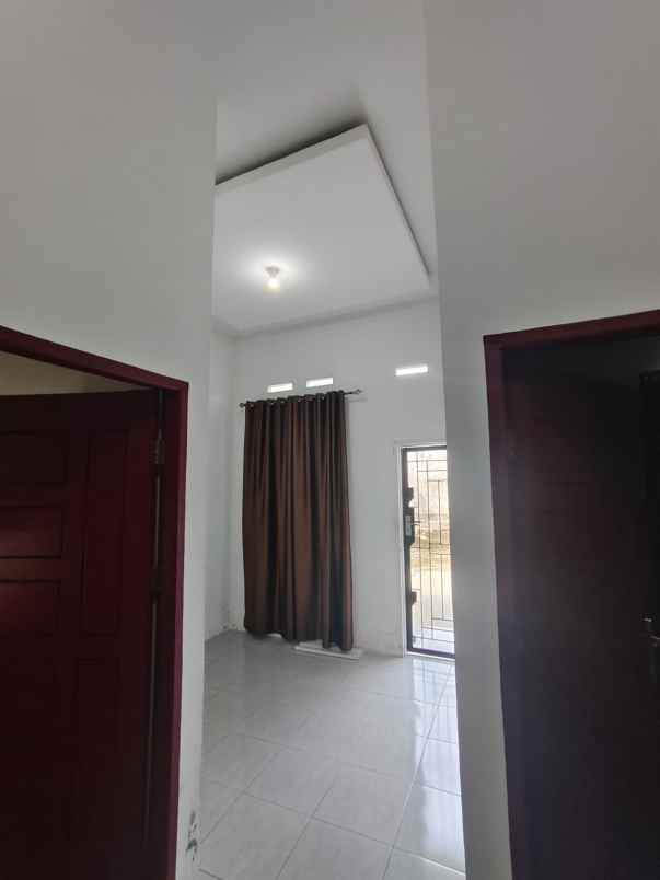 dijual rumah jl sianok