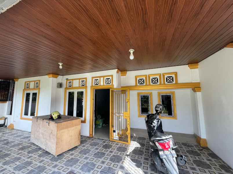 dijual rumah jl suka karya