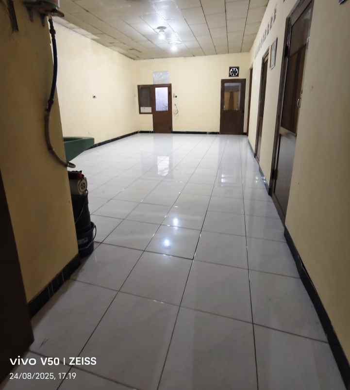 dijual rumah jl tales