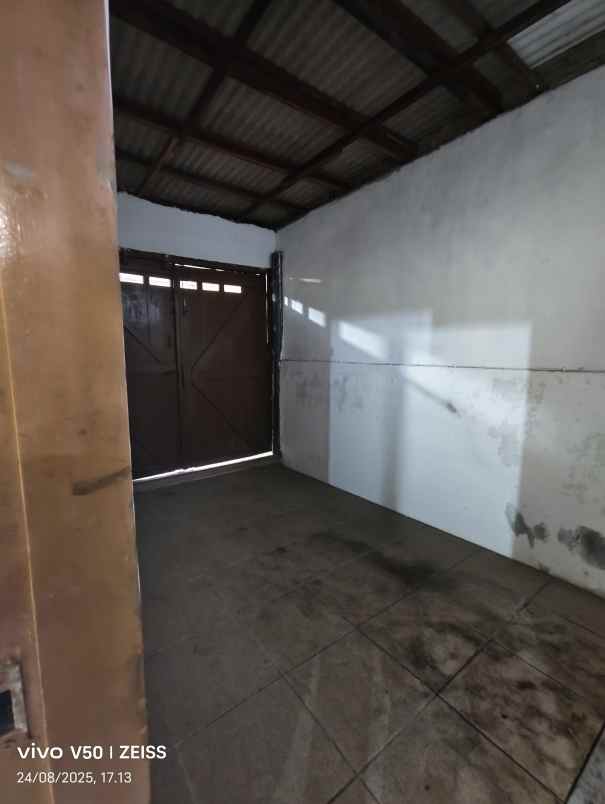 dijual rumah jl tales
