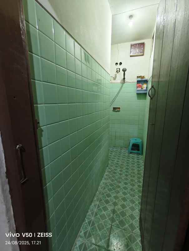 dijual rumah jl tales