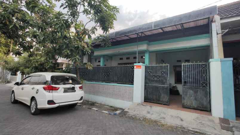 dijual rumah jl tenggilis mejoyo