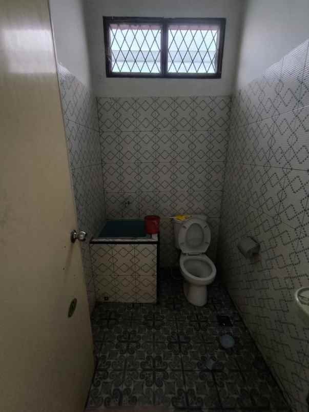 dijual rumah jl tuanku tambusai