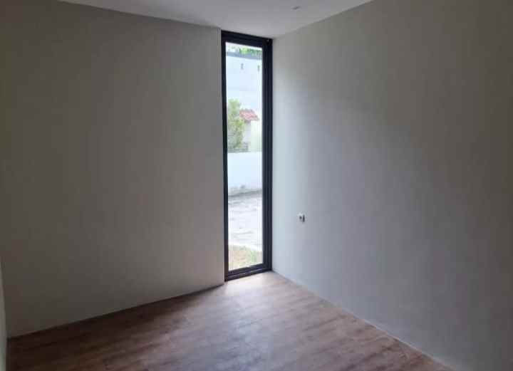 dijual rumah jln berbah kalasan dekat