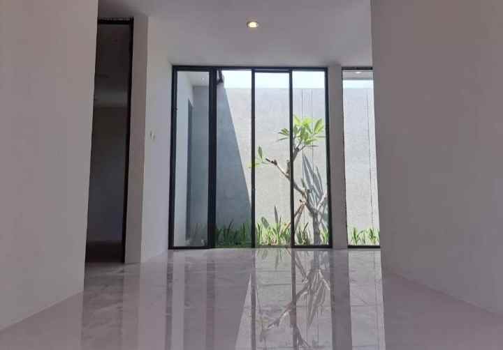 dijual rumah jln berbah kalasan dekat