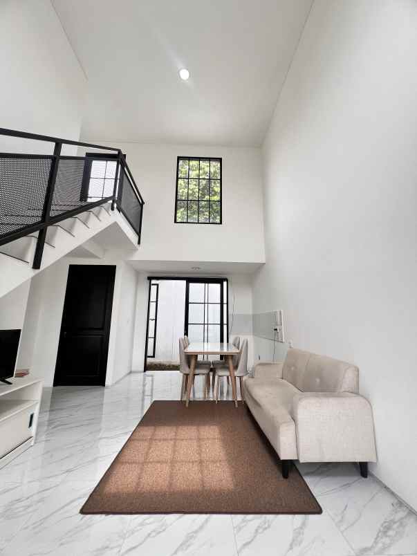 dijual rumah jpfj g5j jl serua bulak