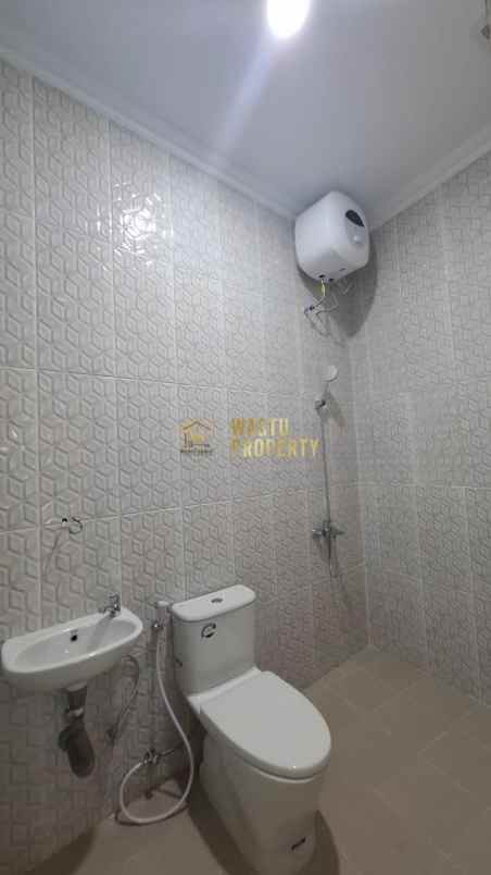 dijual rumah kadirojo purwomartani