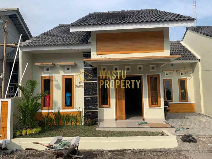 dijual rumah kadisoka purwomartani