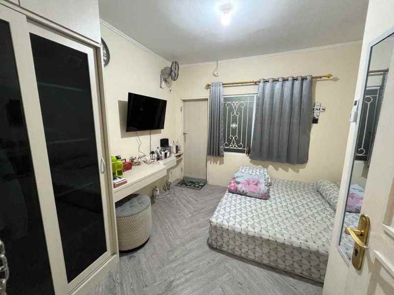 dijual rumah kalideres