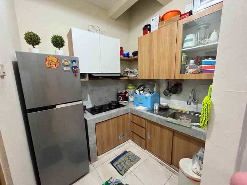 dijual rumah kalideres