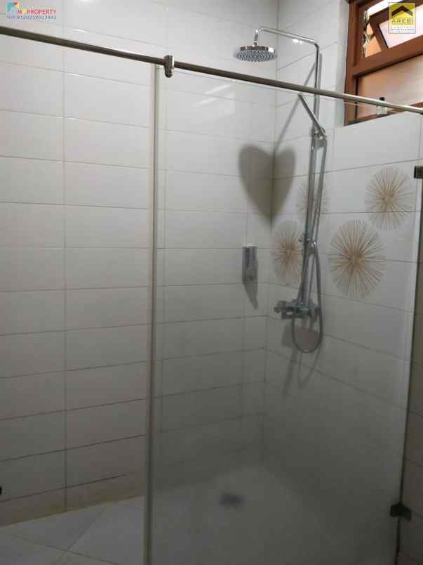 dijual rumah kalimalang