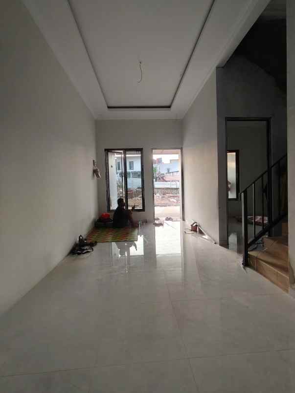 dijual rumah kalisari