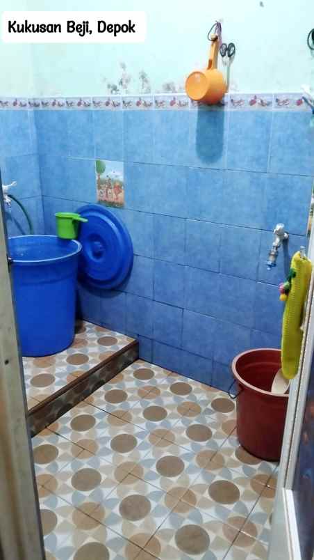 dijual rumah kampung dekat kampus ui depok
