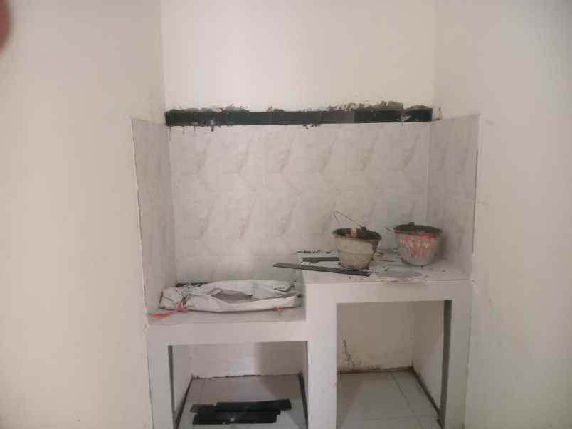 dijual rumah karangploso