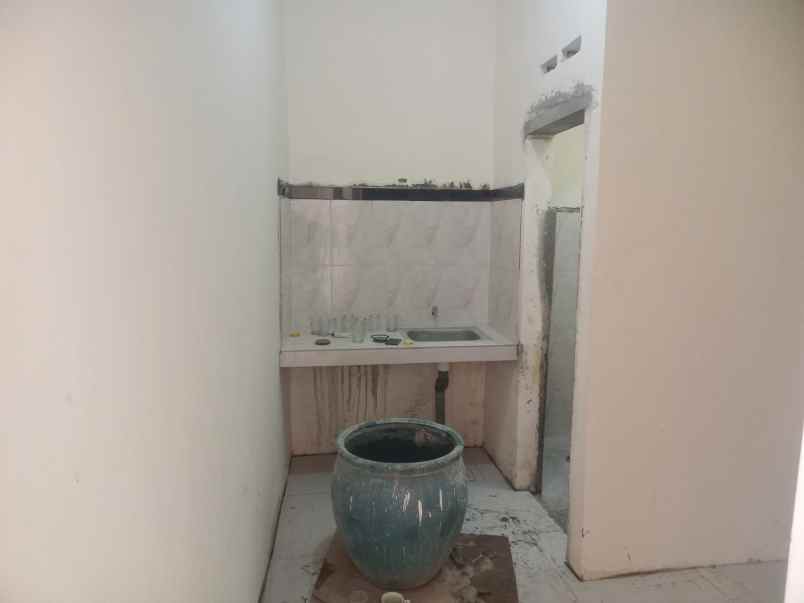 dijual rumah karangploso