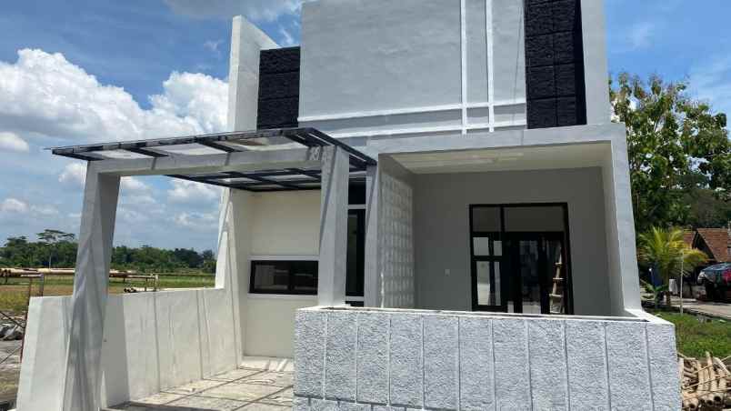 dijual rumah karta virendra jl utama pd