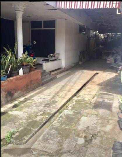 dijual rumah kebayoran baru