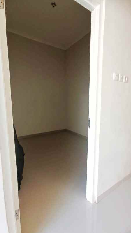 dijual rumah kedungkandang