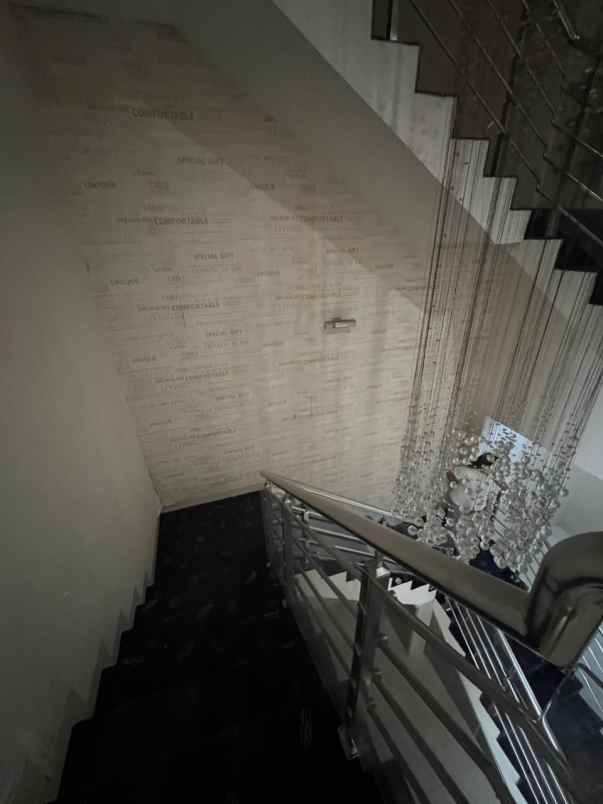 dijual rumah kelapa lilin kelapa gading