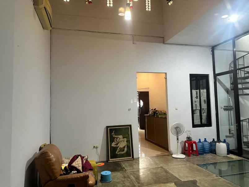 dijual rumah kelapa nias kelapa gading