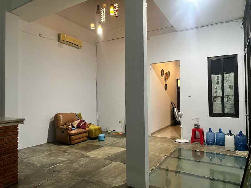 dijual rumah kelapa nias kelapa gading