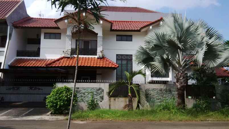 dijual rumah kembangan utara kembangan