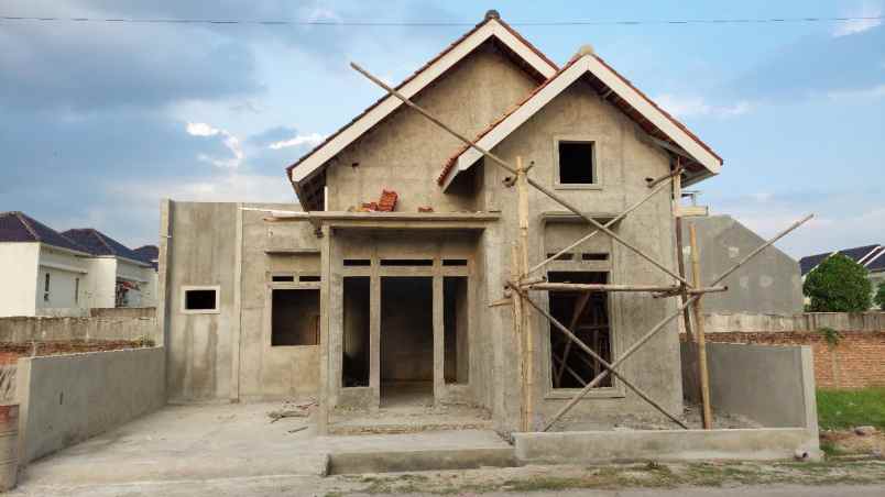 dijual rumah kertonatan sukoharjo jawa