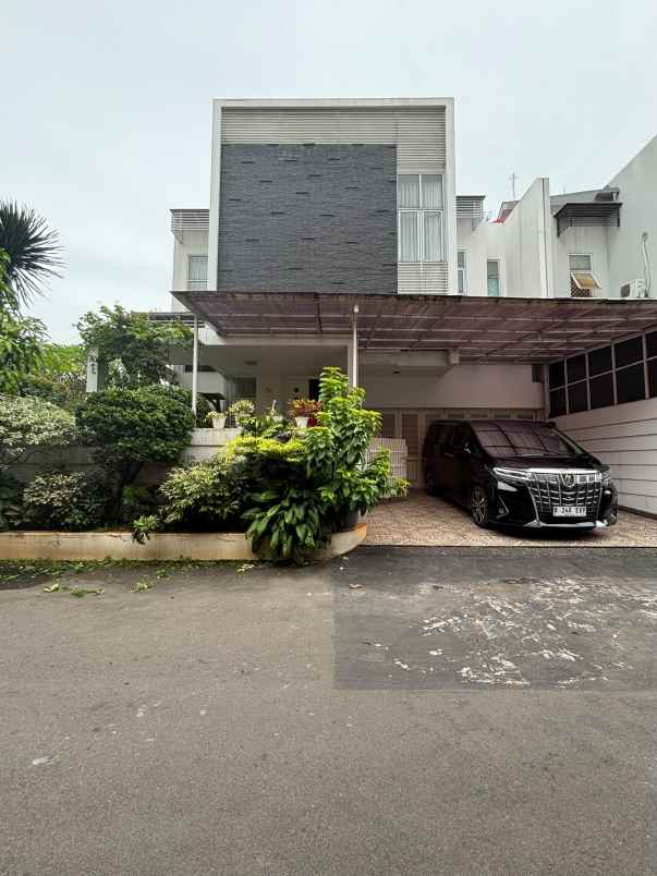 dijual rumah komplek billymoon pondok