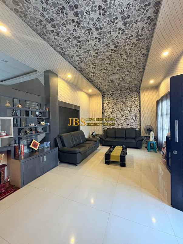 dijual rumah komplek cemara asri jalan