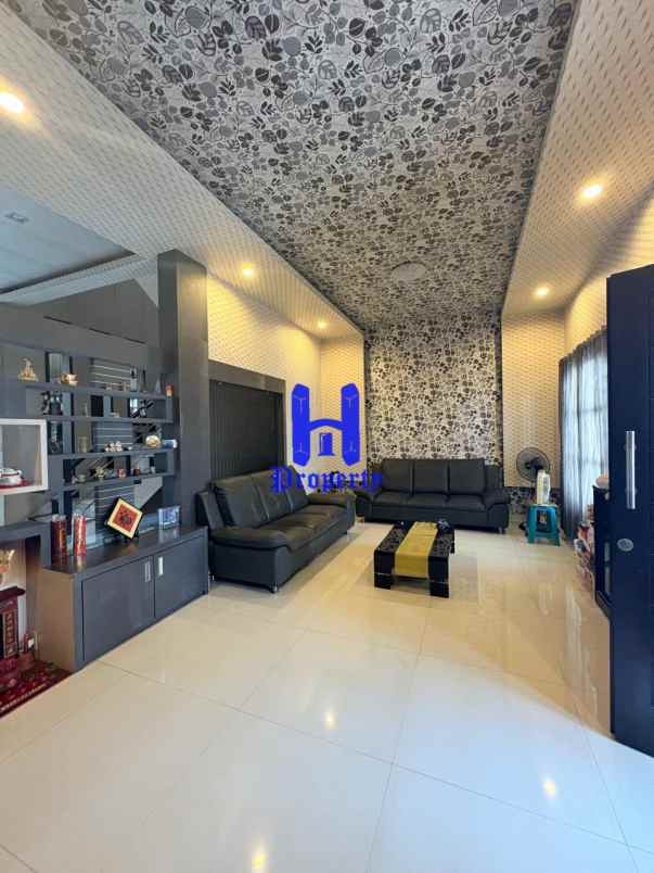 dijual rumah komplek cemara asri jalan
