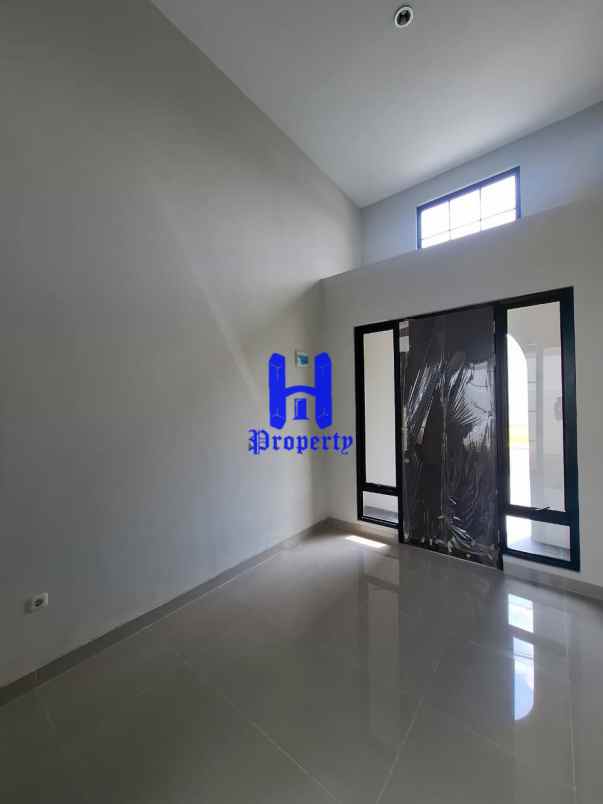 dijual rumah komplek citraland tanjung