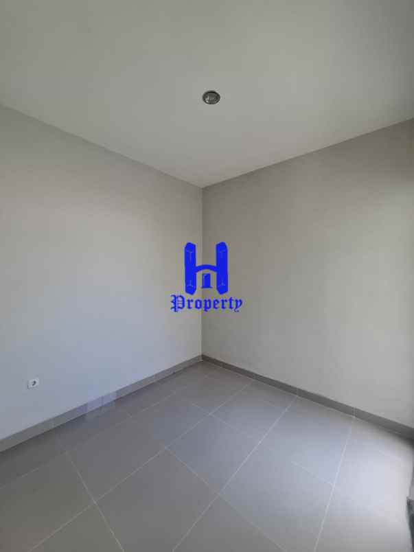 dijual rumah komplek citraland tanjung