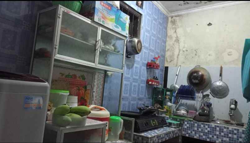 dijual rumah komplek permata biru