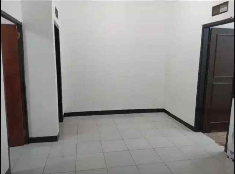 dijual rumah komplek permata buahbatu