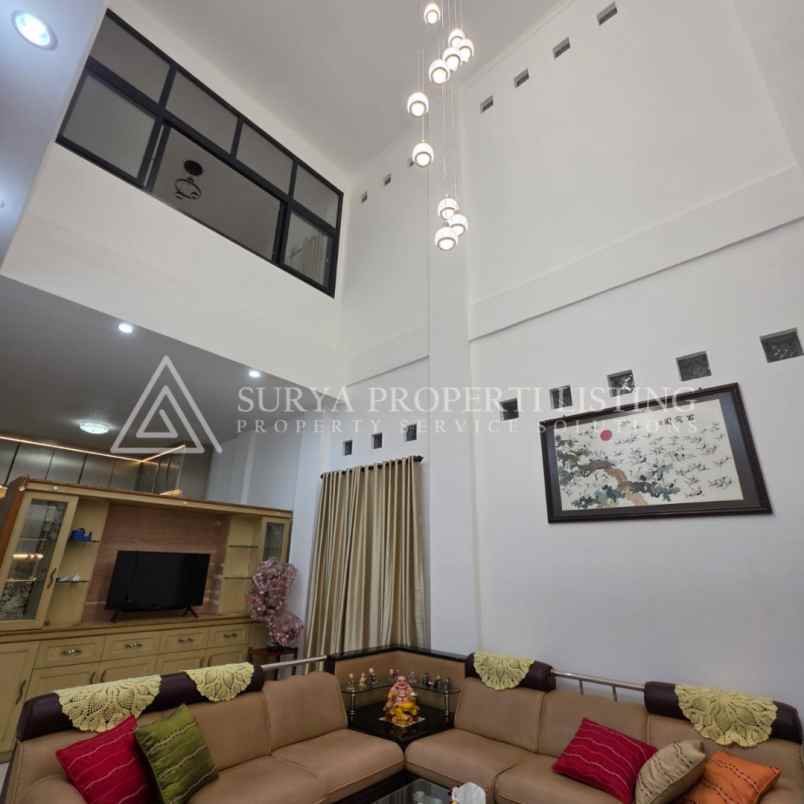 dijual rumah komplek royal park residence