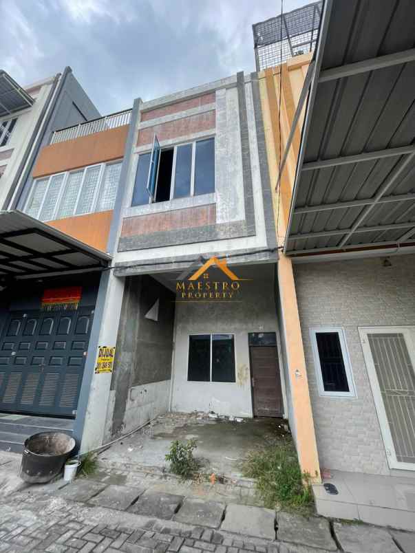 dijual rumah komplek setia jadi palace