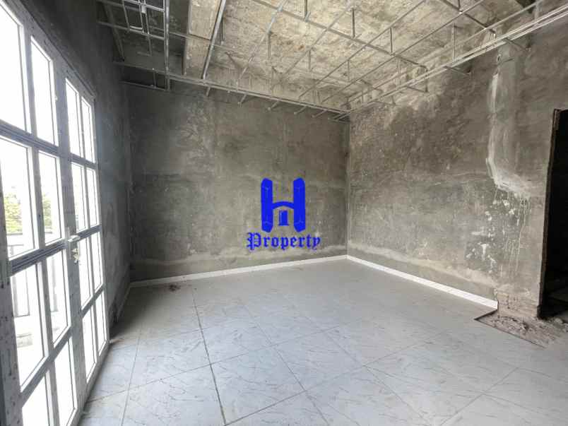 dijual rumah komplek the exclusive