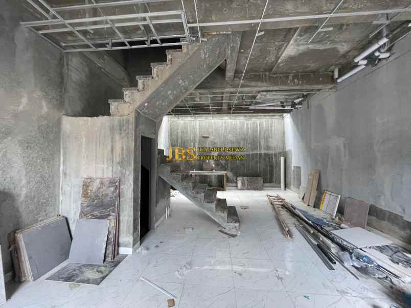 dijual rumah komplek the exclusive